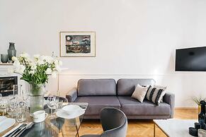 Luna Apartment - LoftAffair