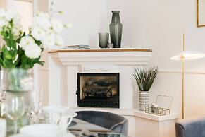 Luna Apartment - LoftAffair