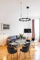 Luna Apartment - LoftAffair