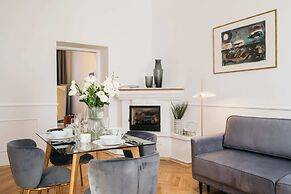 Luna Apartment - LoftAffair