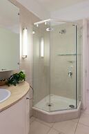 Clifton YOLO Spaces – Clifton Mansion Villa