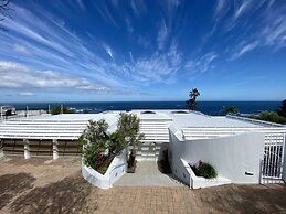 Clifton YOLO Spaces – Clifton Mansion Villa