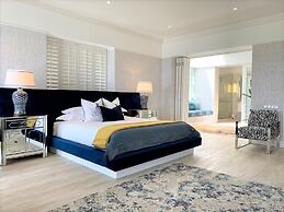 Clifton YOLO Spaces – Clifton Mansion Villa