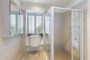 Clifton YOLO Spaces – Clifton Mansion Villa