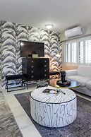 Clifton YOLO Spaces – Clifton Mansion Villa