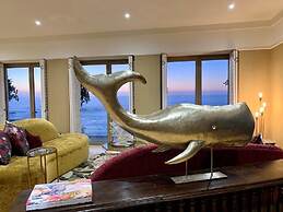 Clifton YOLO Spaces – Clifton Mansion Villa