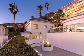 Clifton YOLO Spaces – Clifton Mansion Villa