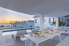 Clifton YOLO Spaces – Clifton Mansion Villa