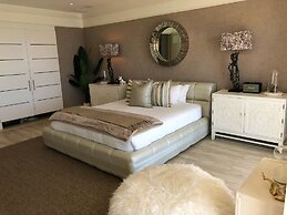 Clifton YOLO Spaces – Clifton Mansion Villa