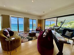 Clifton YOLO Spaces – Clifton Mansion Villa