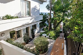 Clifton YOLO Spaces – Clifton Mansion Villa