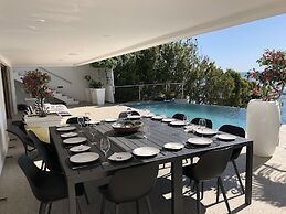 Clifton YOLO Spaces – Clifton Mansion Villa