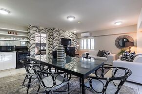 Clifton YOLO Spaces – Clifton Mansion Villa