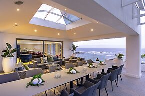 Clifton YOLO Spaces – Clifton Mansion Villa