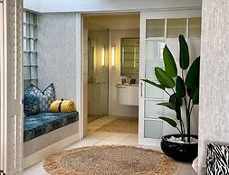 Clifton YOLO Spaces – Clifton Mansion Villa