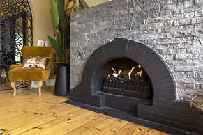 Clifton YOLO Spaces – Clifton Boutique Apartments