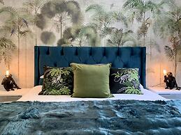 Clifton YOLO Spaces – Clifton Boutique Apartments