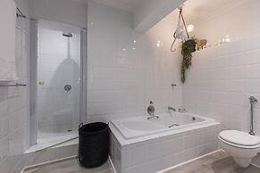 Clifton YOLO Spaces – Clifton Boutique Apartments