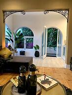 Clifton YOLO Spaces – Clifton Boutique Apartments