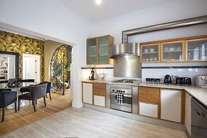 Clifton YOLO Spaces – Clifton Boutique Apartments