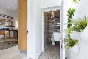 Clifton YOLO Spaces – Clifton Boutique Apartments