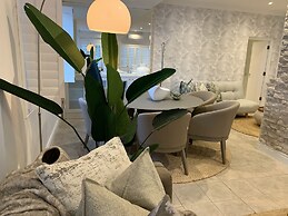 Clifton YOLO Spaces – Clifton Boutique Apartments