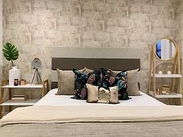 Clifton YOLO Spaces – Clifton Boutique Apartments