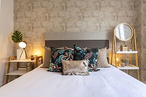 Clifton YOLO Spaces – Clifton Boutique Apartments