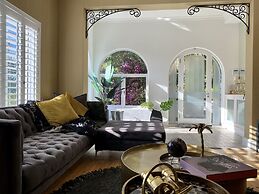 Clifton YOLO Spaces – Clifton Boutique Apartments