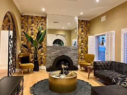 Clifton YOLO Spaces – Clifton Boutique Apartments