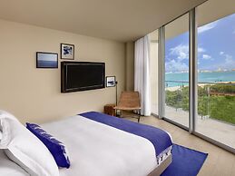 SLS Cancun