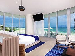SLS Cancun