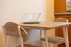 Millbrae Residence - Donnini Apartments