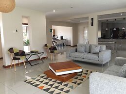 Royal Court Guest House