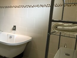 Royal Court Guest House