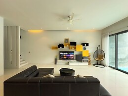 Fantastic SeaView 4BR Private Pool Villa