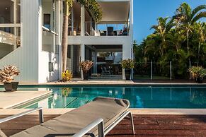 Sunshine Coast White House