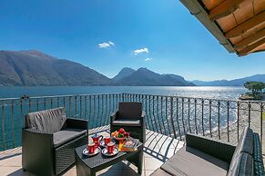Garibaldi Lake view 3