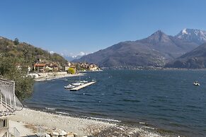Garibaldi Lake view 3