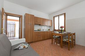 Garibaldi Lake view 3