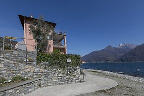 Garibaldi Lake View 4