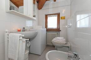 Garibaldi Lake View 4