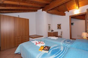 Garibaldi Lake View 4