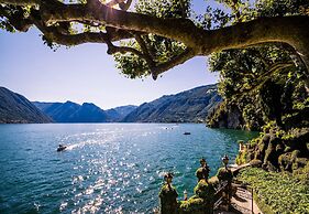 Colonno Fronte Lago