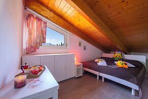 Como Lake Modern apartment Ulivi