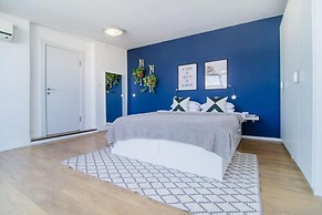 Ben Yehuda Rooftop Apartments