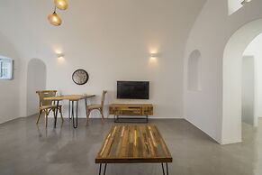 Aqua Serenity Luxury Suites - Adults Only