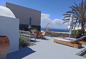 Aqua Serenity Luxury Suites - Adults Only