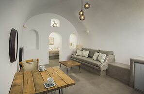 Aqua Serenity Luxury Suites - Adults Only