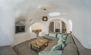 Aqua Serenity Luxury Suites - Adults Only